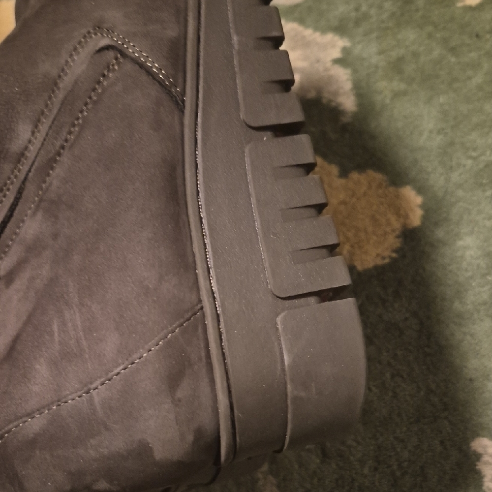Women's Suede Side-Zip Ankle Boots - Gray - Picture 7 of 13